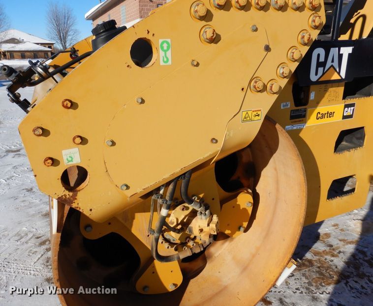 image for item AF9271 2014 Caterpillar CB-64  double drum vibratory roller