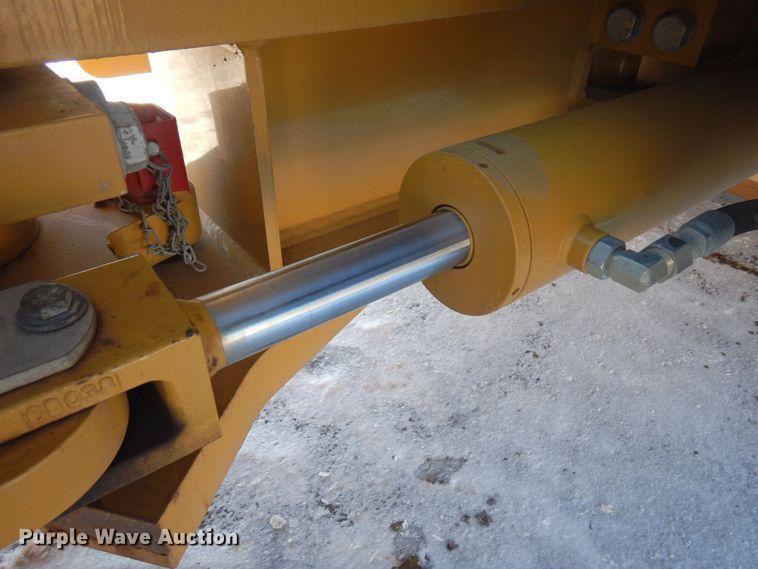 image for item AF9271 2014 Caterpillar CB-64  double drum vibratory roller