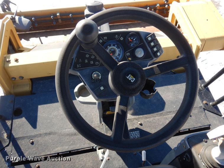 image for item AF9271 2014 Caterpillar CB-64  double drum vibratory roller