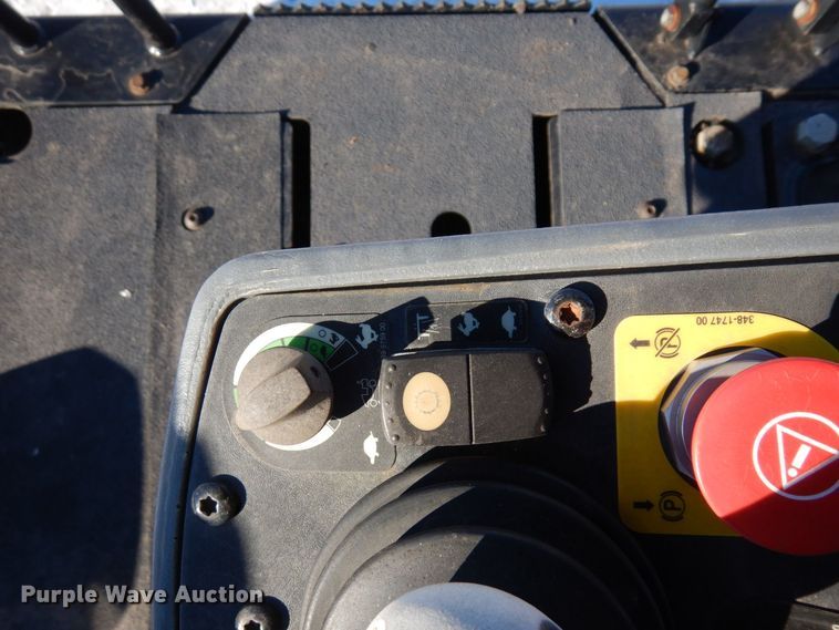 image for item AF9271 2014 Caterpillar CB-64  double drum vibratory roller