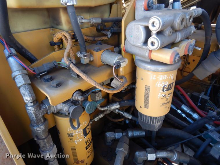 image for item AF9271 2014 Caterpillar CB-64  double drum vibratory roller