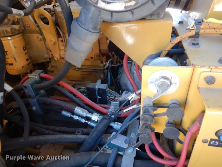 image for item AF9271 2014 Caterpillar CB-64  double drum vibratory roller