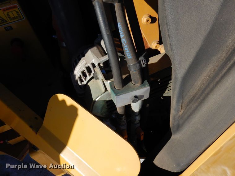 image for item AF9271 2014 Caterpillar CB-64  double drum vibratory roller