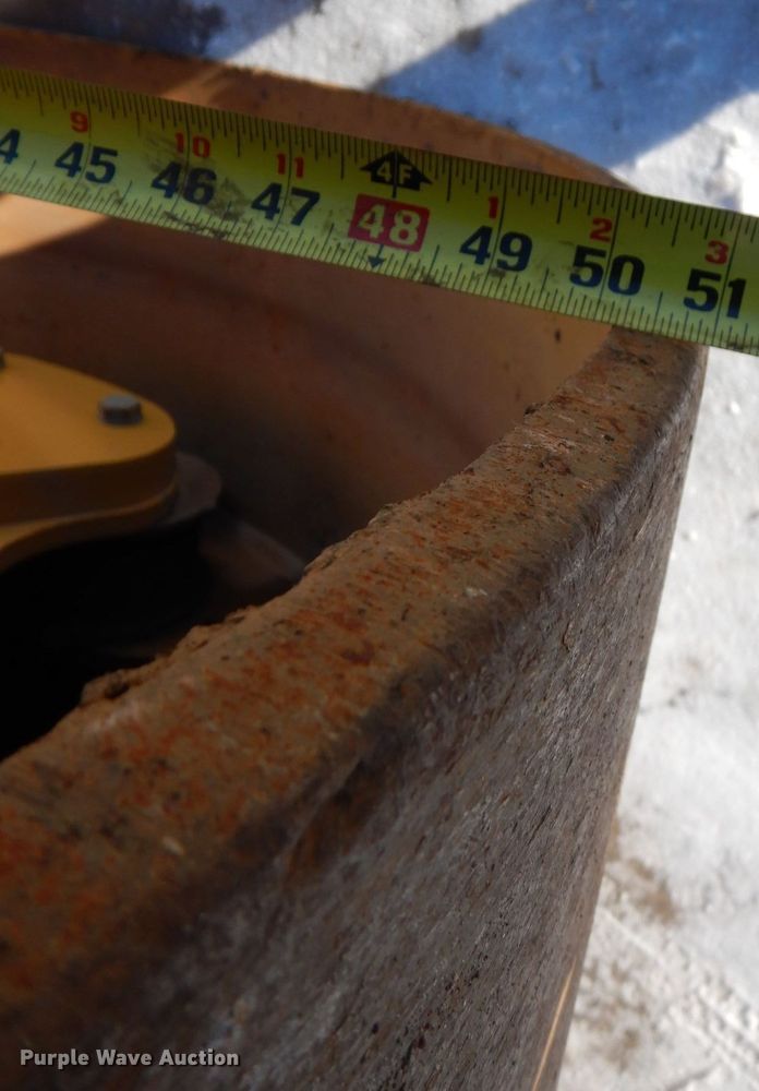 image for item AF9271 2014 Caterpillar CB-64  double drum vibratory roller