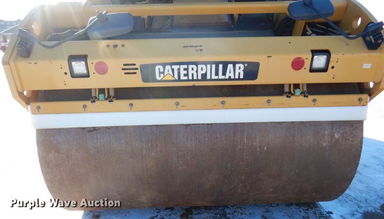 image for item AF9271 2014 Caterpillar CB-64  double drum vibratory roller