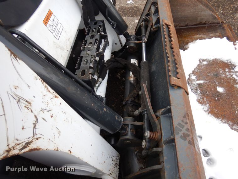 image for item AF9279 2018 Bobcat S650  skid steer loader