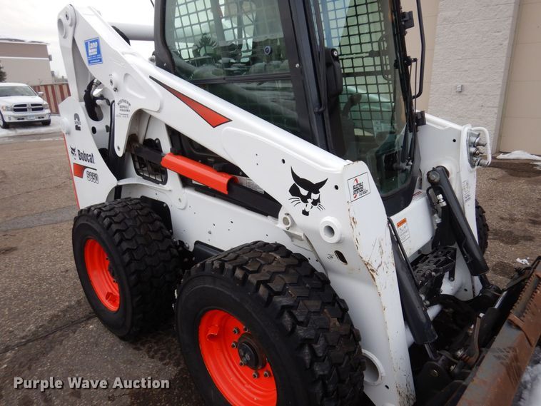 image for item AF9279 2018 Bobcat S650  skid steer loader