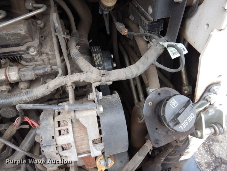 image for item AF9279 2018 Bobcat S650  skid steer loader