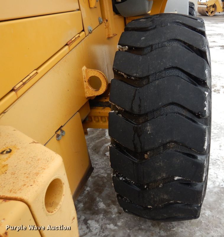 image for item AF9280 2006 John Deere 544J  wheel loader