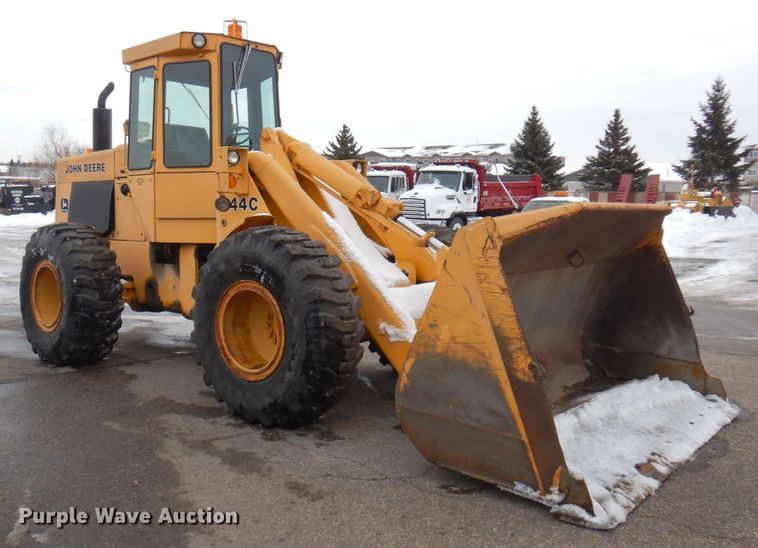 image for item AF9281 1983 John Deere 644C  wheel loader