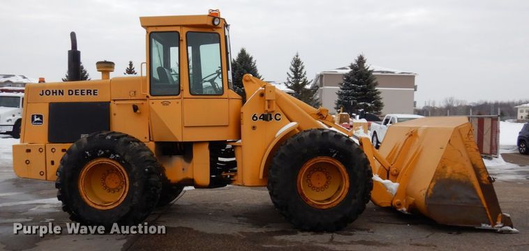 image for item AF9281 1983 John Deere 644C  wheel loader