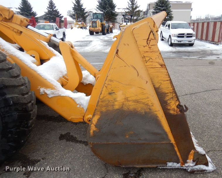 image for item AF9281 1983 John Deere 644C  wheel loader