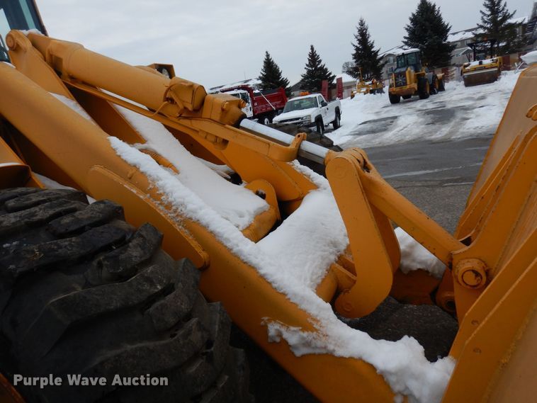 image for item AF9281 1983 John Deere 644C  wheel loader