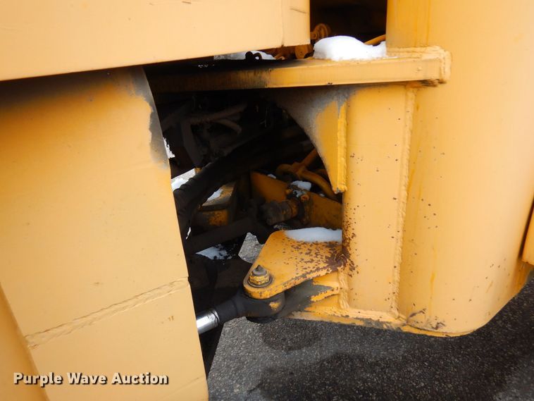 image for item AF9281 1983 John Deere 644C  wheel loader