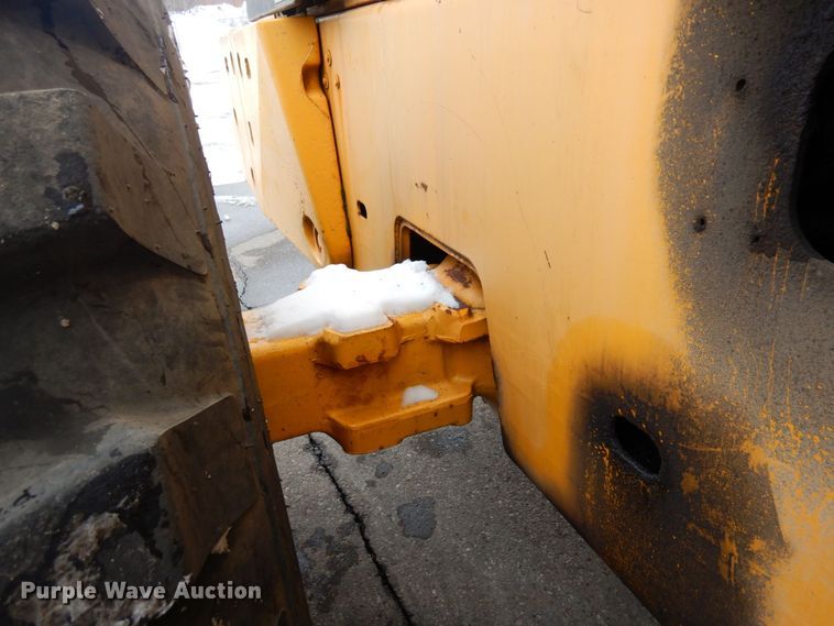 image for item AF9281 1983 John Deere 644C  wheel loader