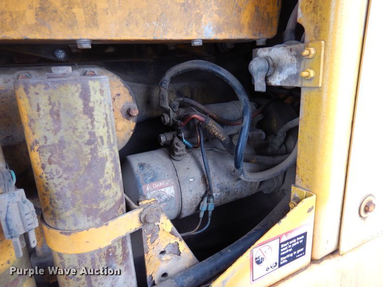 image for item AF9281 1983 John Deere 644C  wheel loader