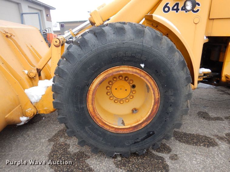 image for item AF9281 1983 John Deere 644C  wheel loader