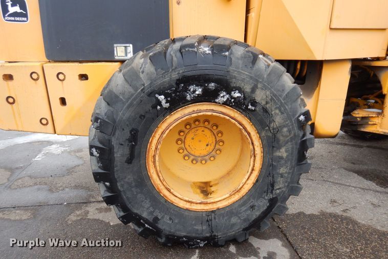 image for item AF9281 1983 John Deere 644C  wheel loader