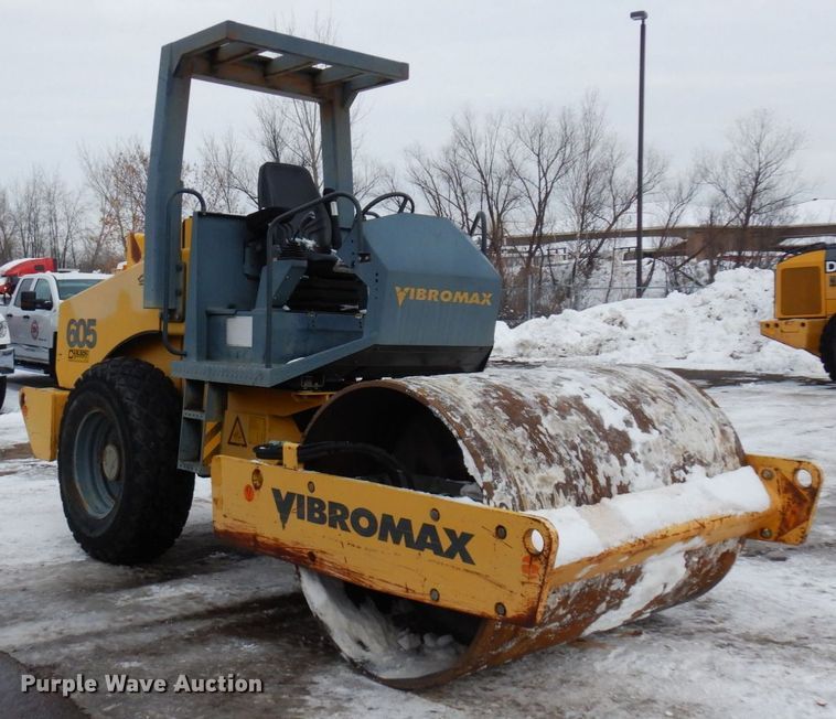 image for item AF9282 2000 Vibromax W605D  single drum vibratory roller