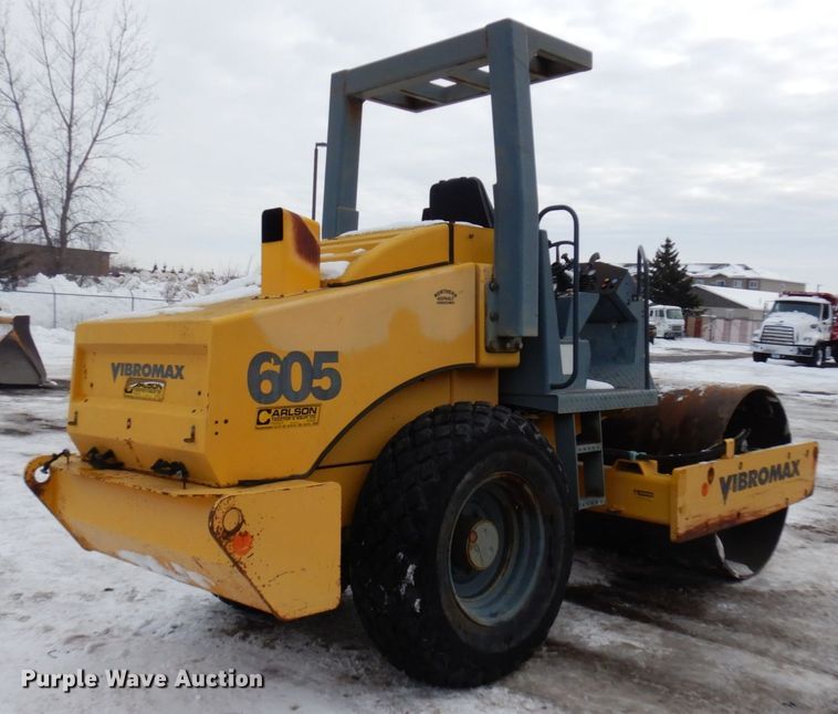 image for item AF9282 2000 Vibromax W605D  single drum vibratory roller