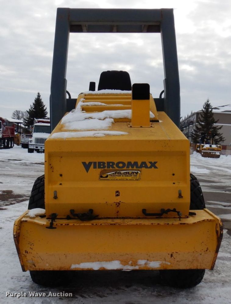 image for item AF9282 2000 Vibromax W605D  single drum vibratory roller