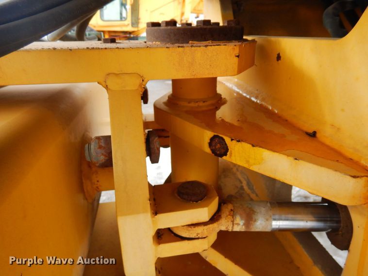 image for item AF9282 2000 Vibromax W605D  single drum vibratory roller