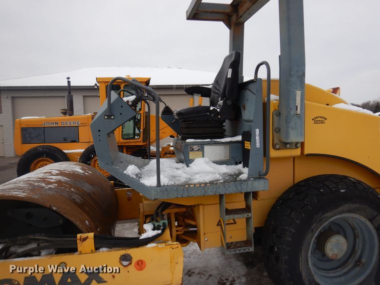 image for item AF9282 2000 Vibromax W605D  single drum vibratory roller