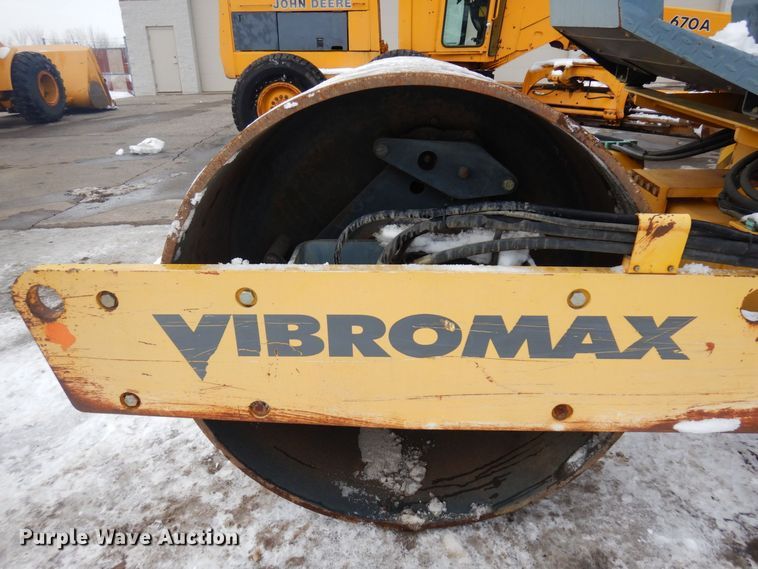 image for item AF9282 2000 Vibromax W605D  single drum vibratory roller