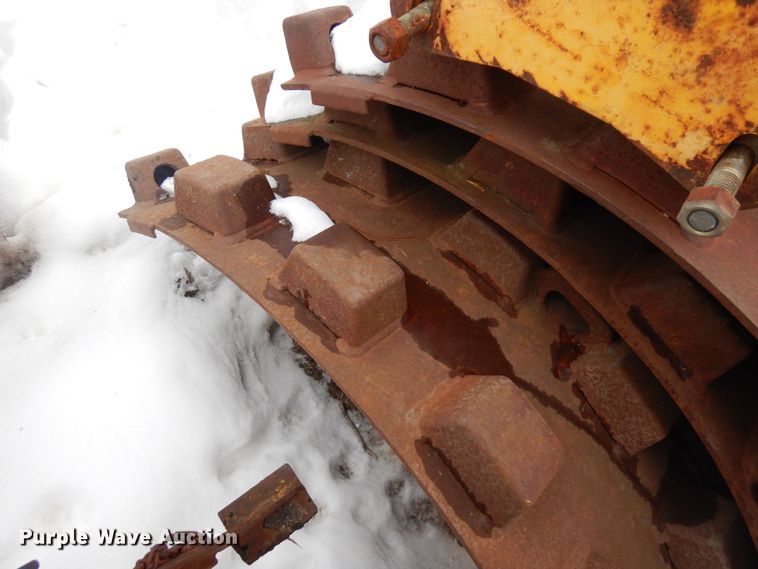 image for item AF9282 2000 Vibromax W605D  single drum vibratory roller