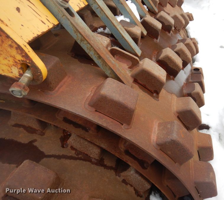 image for item AF9282 2000 Vibromax W605D  single drum vibratory roller