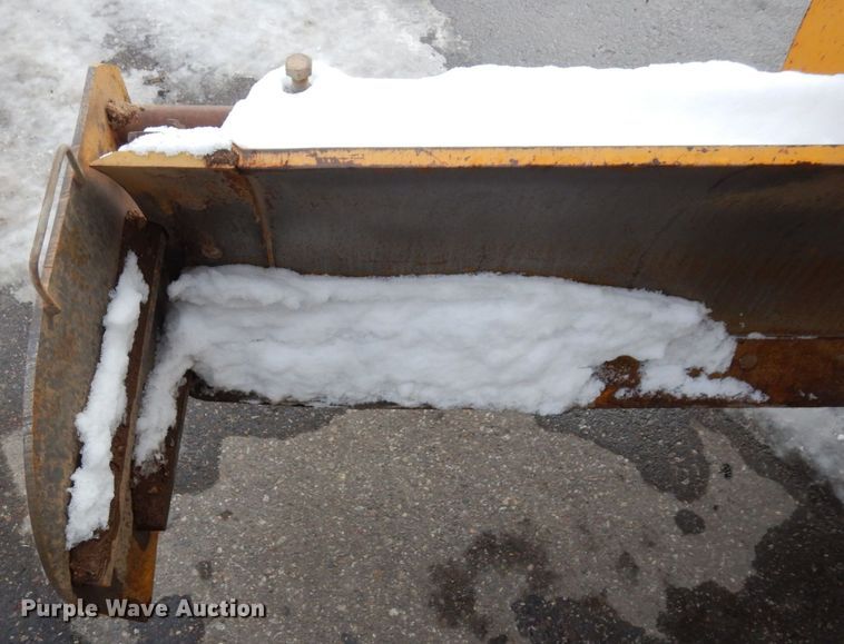 image for item AF9283 1983 John Deere 670A  motor grader