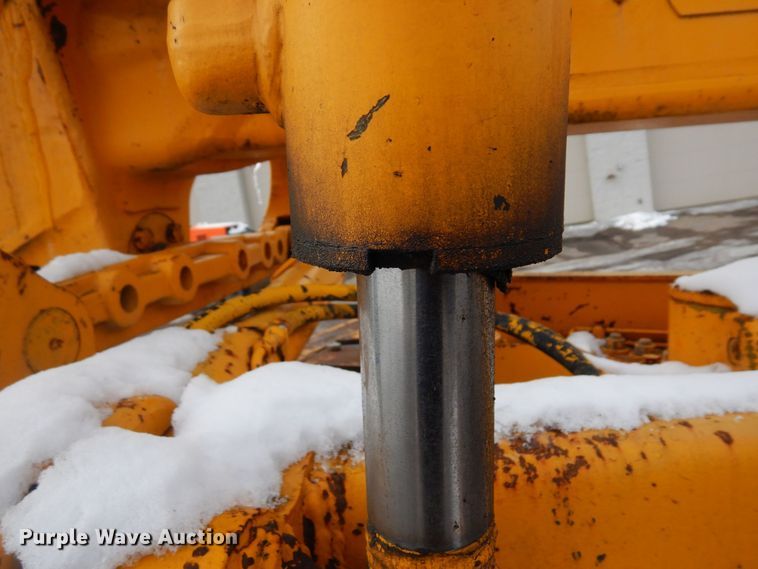 image for item AF9283 1983 John Deere 670A  motor grader