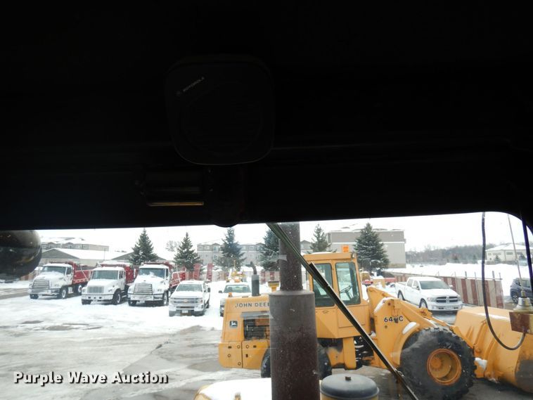 image for item AF9283 1983 John Deere 670A  motor grader