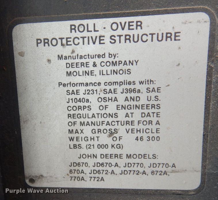 image for item AF9283 1983 John Deere 670A  motor grader