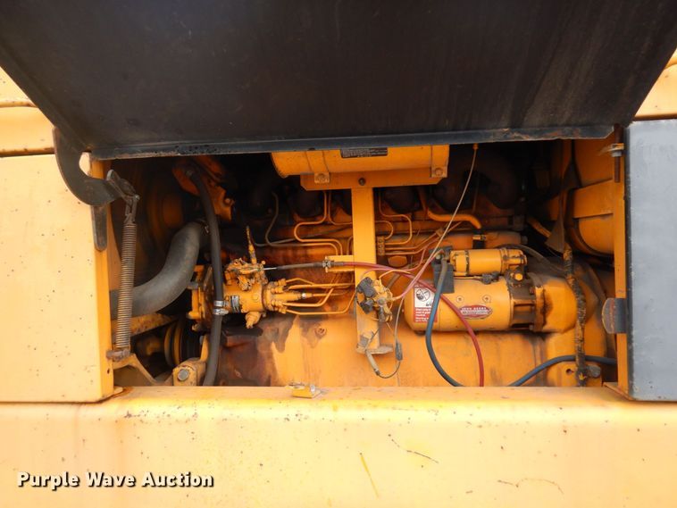 image for item AF9283 1983 John Deere 670A  motor grader