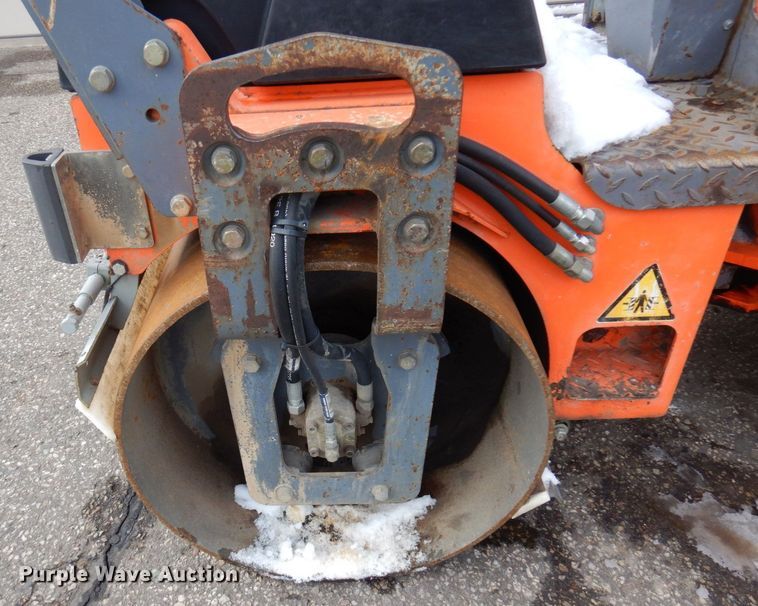 image for item AF9284 2005 Hamm HD12  double drum vibratory roller