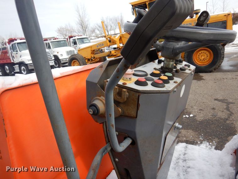 image for item AF9284 2005 Hamm HD12  double drum vibratory roller