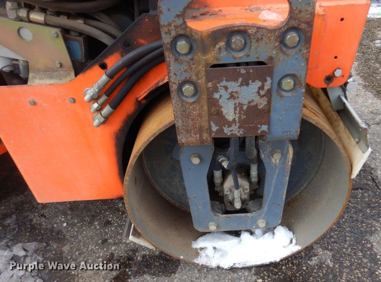 image for item AF9284 2005 Hamm HD12  double drum vibratory roller