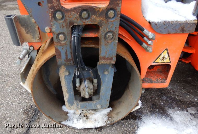 image for item AF9284 2005 Hamm HD12  double drum vibratory roller