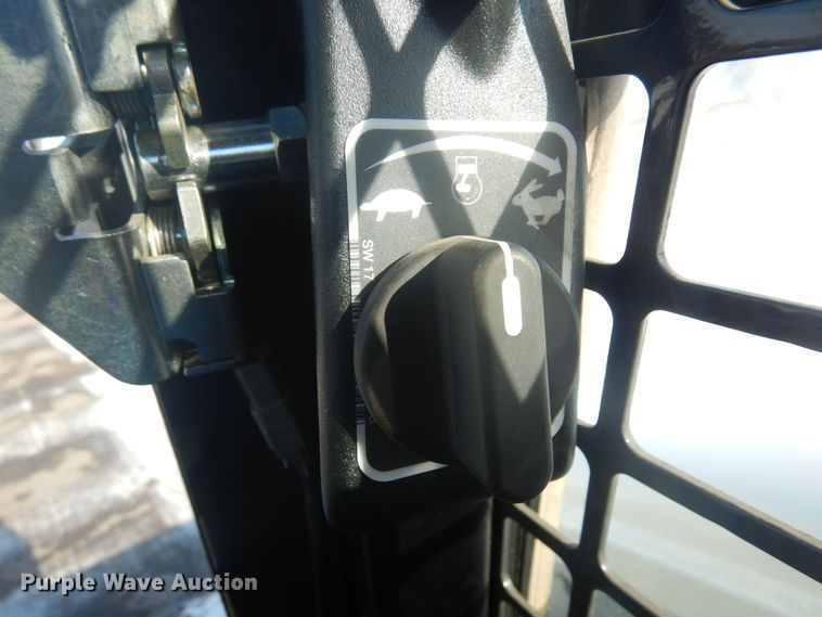 image for item AF9285 2021 Bobcat T770  tracked skid steer loader