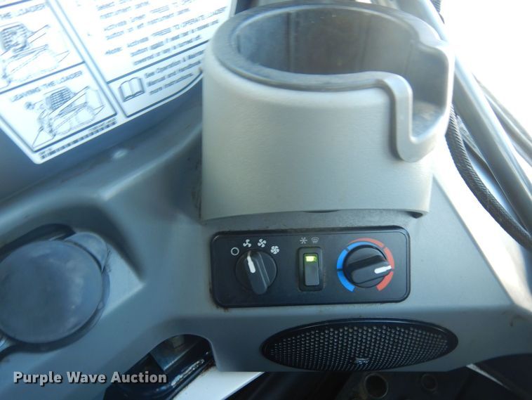 image for item AF9285 2021 Bobcat T770  tracked skid steer loader