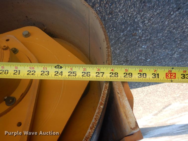 image for item AF9287 2015 Caterpiller CB24B  double drum vibratory roller