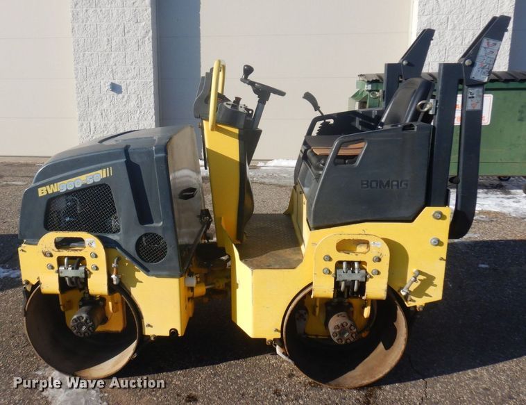 image for item AF9288 2013 Bomag BW900-50  double drum vibratory roller