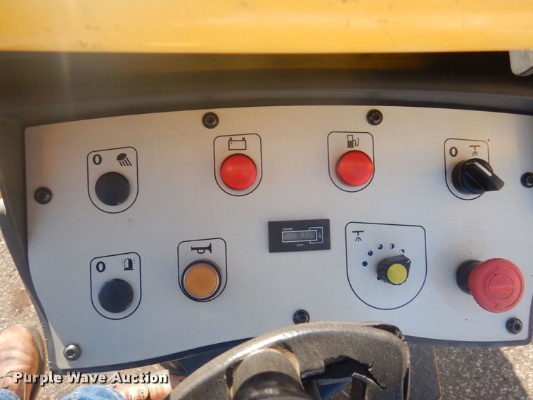 image for item AF9288 2013 Bomag BW900-50  double drum vibratory roller