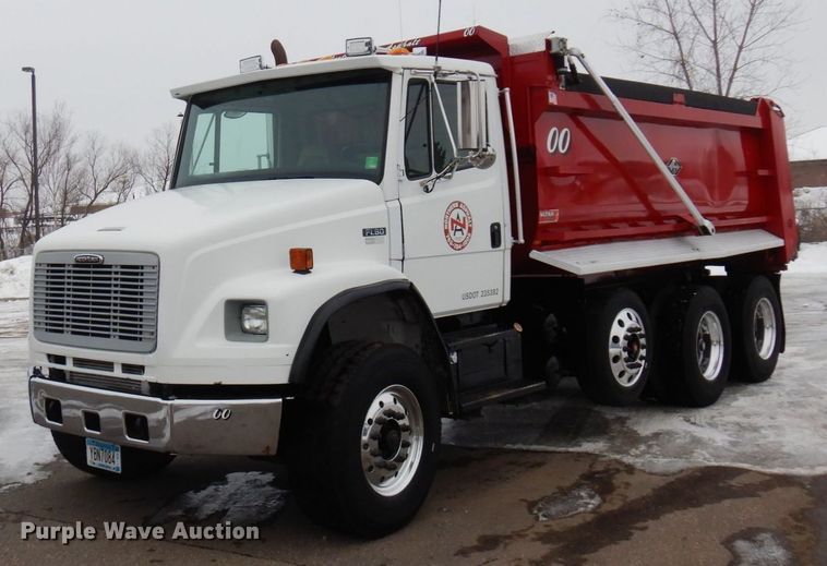 image for item AF9292 2000 Freightliner FL80  dump truck