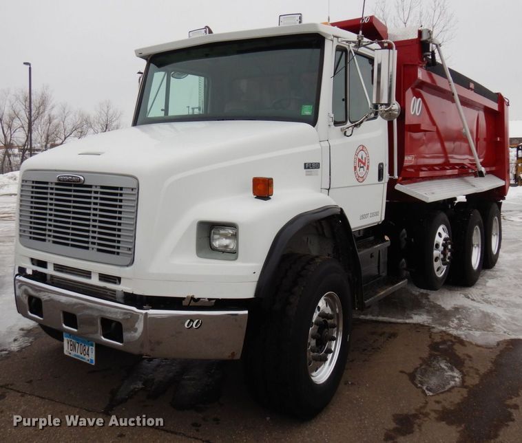 image for item AF9292 2000 Freightliner FL80  dump truck