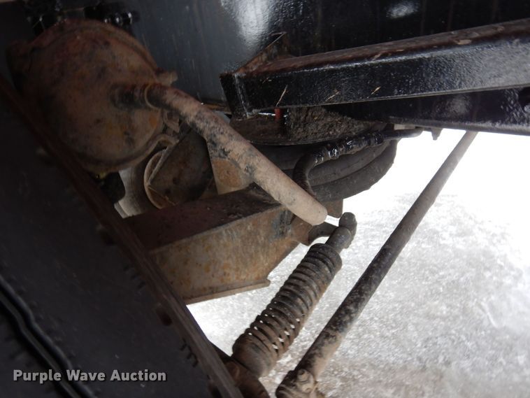 image for item AF9292 2000 Freightliner FL80  dump truck