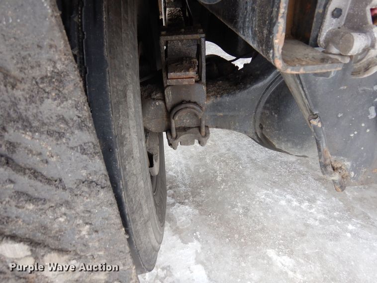 image for item AF9292 2000 Freightliner FL80  dump truck