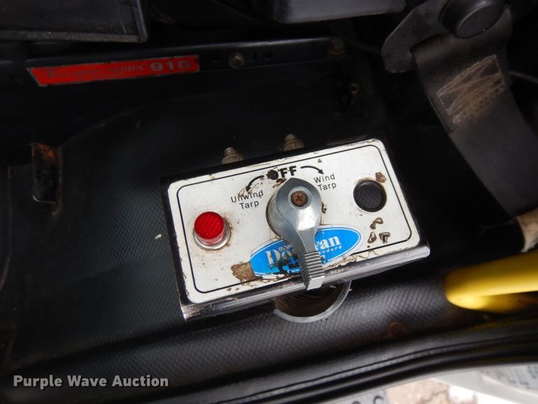 image for item AF9292 2000 Freightliner FL80  dump truck