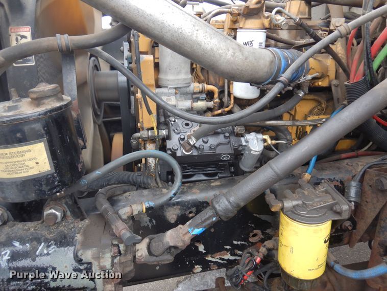 image for item AF9292 2000 Freightliner FL80  dump truck